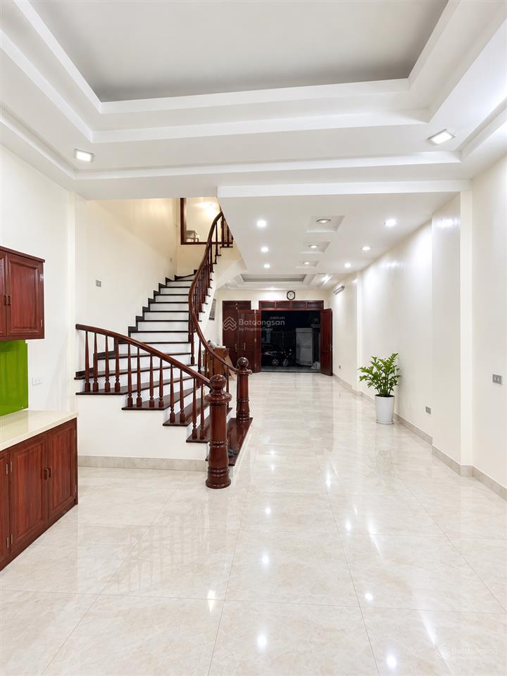 Chính chủ cho thuê nhà lk kđt văn khê 82.5m hoàn thiện 4 tầng full nội thất 20tr/tháng