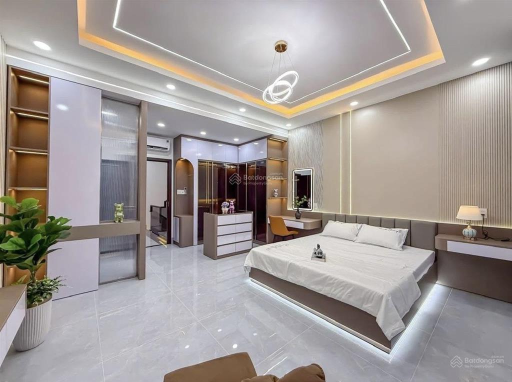 Nhà tiềm năng tăng giá cao phan xích long q. phú nhuận 82m2/4tỷ690 shr . ngân hàng hỗ trợ cho vay