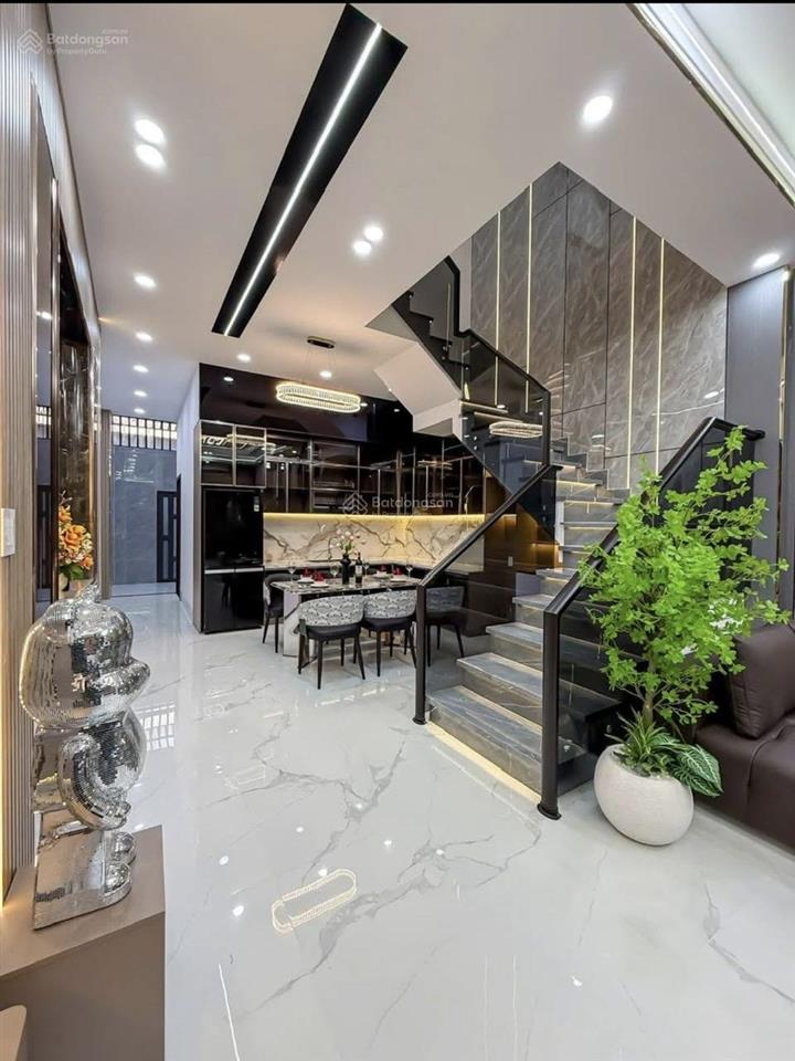 Nhà tiềm năng tăng giá cao phan xích long q. phú nhuận 82m2/4tỷ690 shr . ngân hàng hỗ trợ cho vay