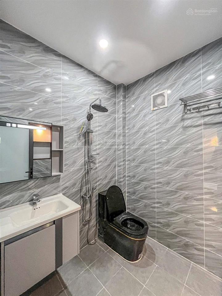 Nhà tiềm năng tăng giá cao phan xích long q. phú nhuận 82m2/4tỷ690 shr . ngân hàng hỗ trợ cho vay