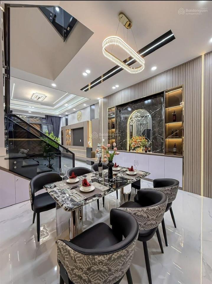 Nhà tiềm năng tăng giá cao phan xích long q. phú nhuận 82m2/4tỷ690 shr . ngân hàng hỗ trợ cho vay