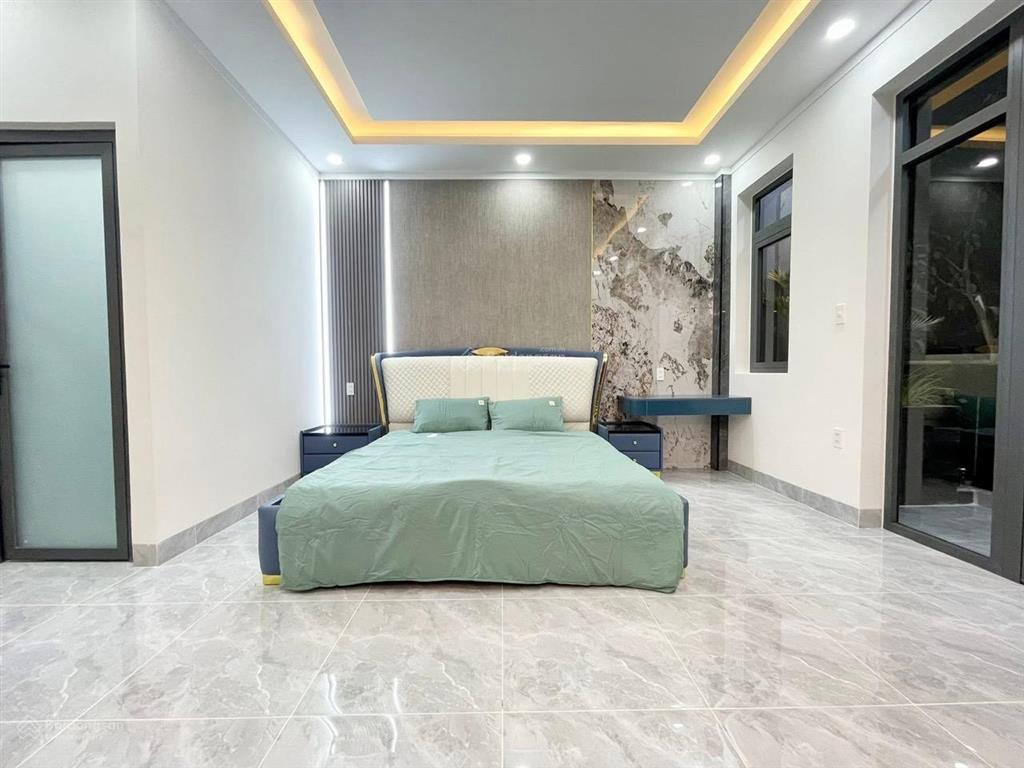 Nhà tiềm năng tăng giá cao phan xích long q. phú nhuận 82m2/4tỷ690 shr . ngân hàng hỗ trợ cho vay