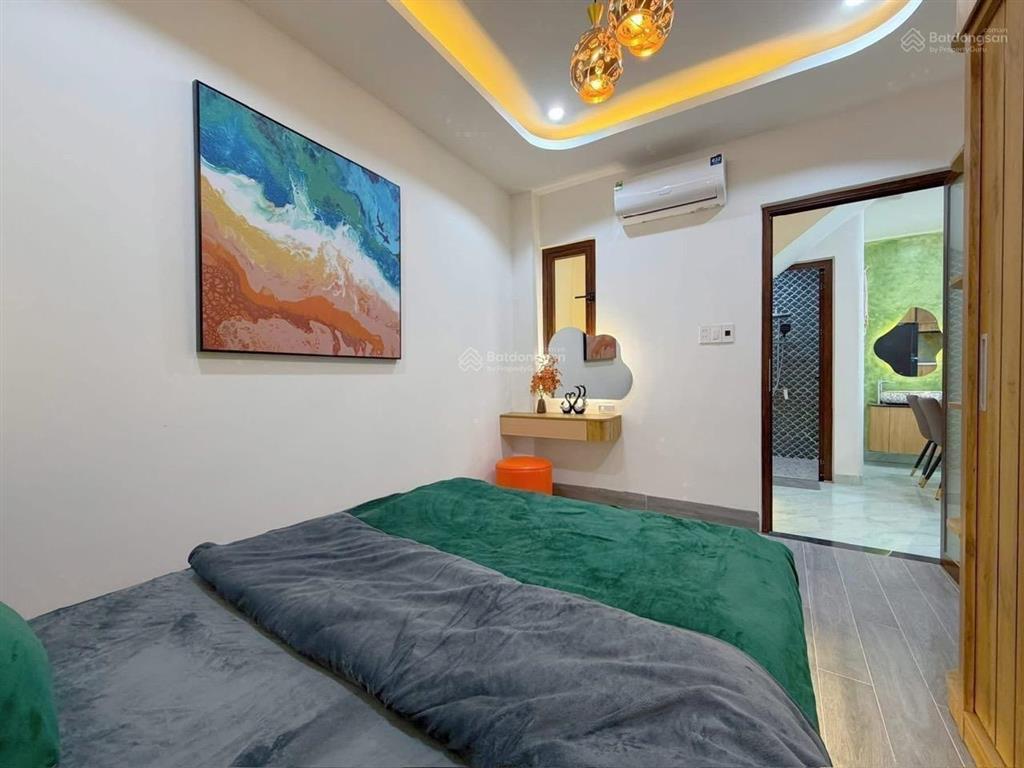 Bán gấp nhà đẹp giá mềm 4tỷ250tr/82m2 tại văn thân,q6.có shr sang tên ngay.có ngân hàng hỗ trợ vay