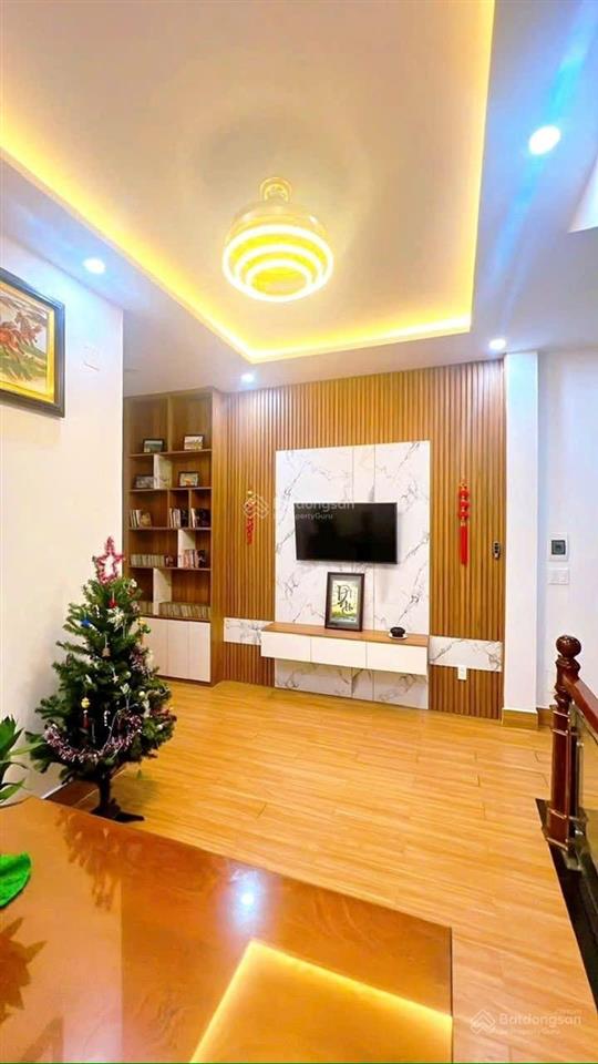 Bán gấp nhà đẹp giá mềm 4tỷ250tr/82m2 tại văn thân,q6.có shr sang tên ngay.có ngân hàng hỗ trợ vay