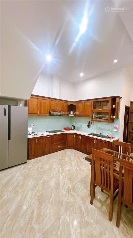 Bán gấp nhà đẹp giá mềm 4tỷ250tr/82m2 tại văn thân,q6.có shr sang tên ngay.có ngân hàng hỗ trợ vay