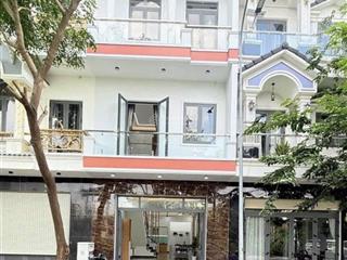 Mặt tiền/hẻm xe hơi nhà đẹp chỉ 4 tỷ250tr/94m2 ngay ng.văn bảo,gò vấp.shr sang tên công chứng ngay