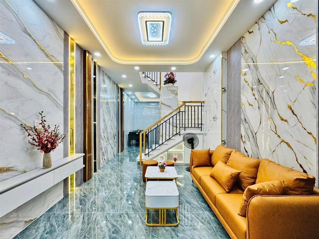 Mua hôm nay mai tăng giá nhà chỉ 4 tỷ850tr/ 86m2 ngay trung tâm ng. văn đậu, bình thạnh. có shr