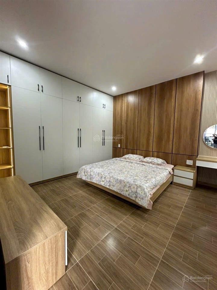Giá rẻ bất ngờ tốt nhất khu vực chỉ 3 tỷ 890tr sỡ hữu ngay nhà đường hoàng diệu, q4 tận 80m2. shr