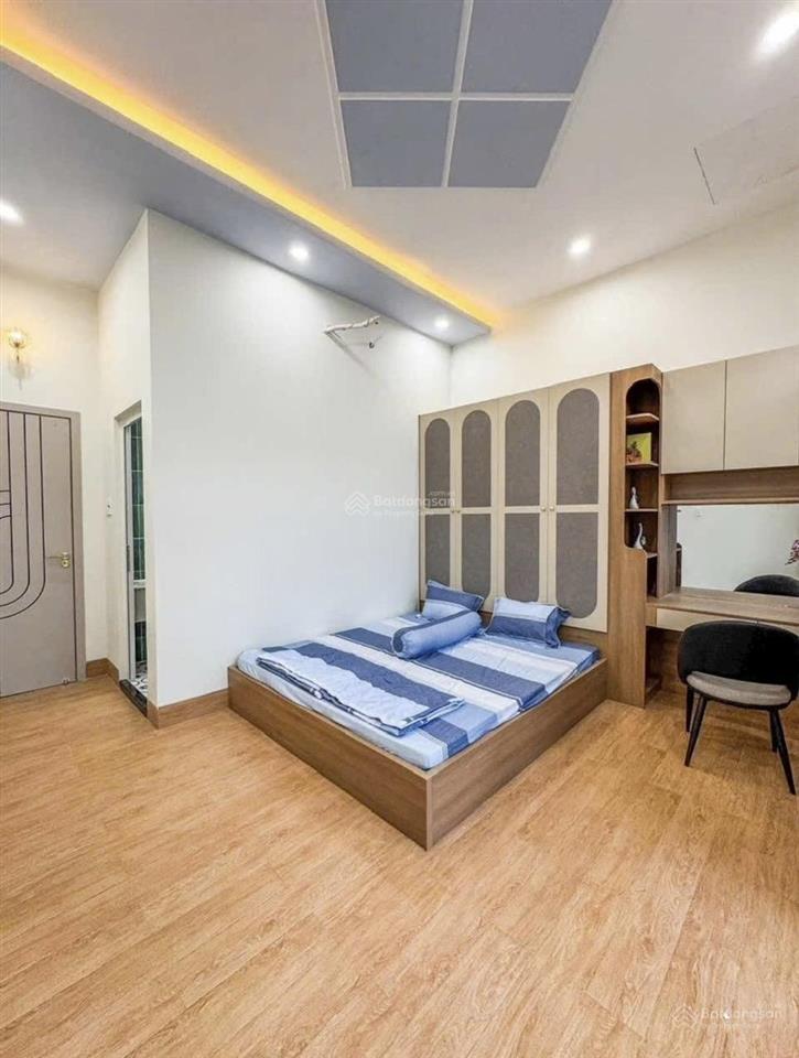 Giá rẻ bất ngờ tốt nhất khu vực chỉ 3 tỷ 890tr sỡ hữu ngay nhà đường hoàng diệu, q4 tận 80m2. shr