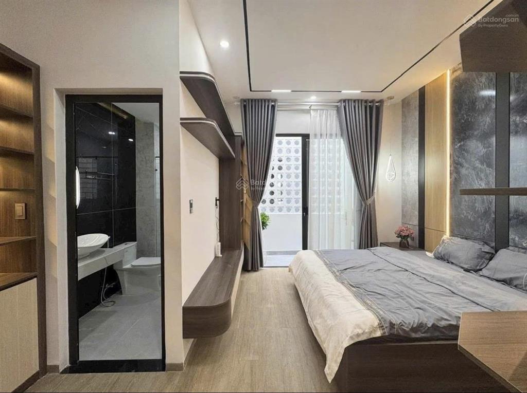 Chủ định cư cần bán gấp nhà đẹp 4tỷ550tr/80m2 tại hoàng hoa thám,bình thạnh.shr,ngân hàng hỗ trợ