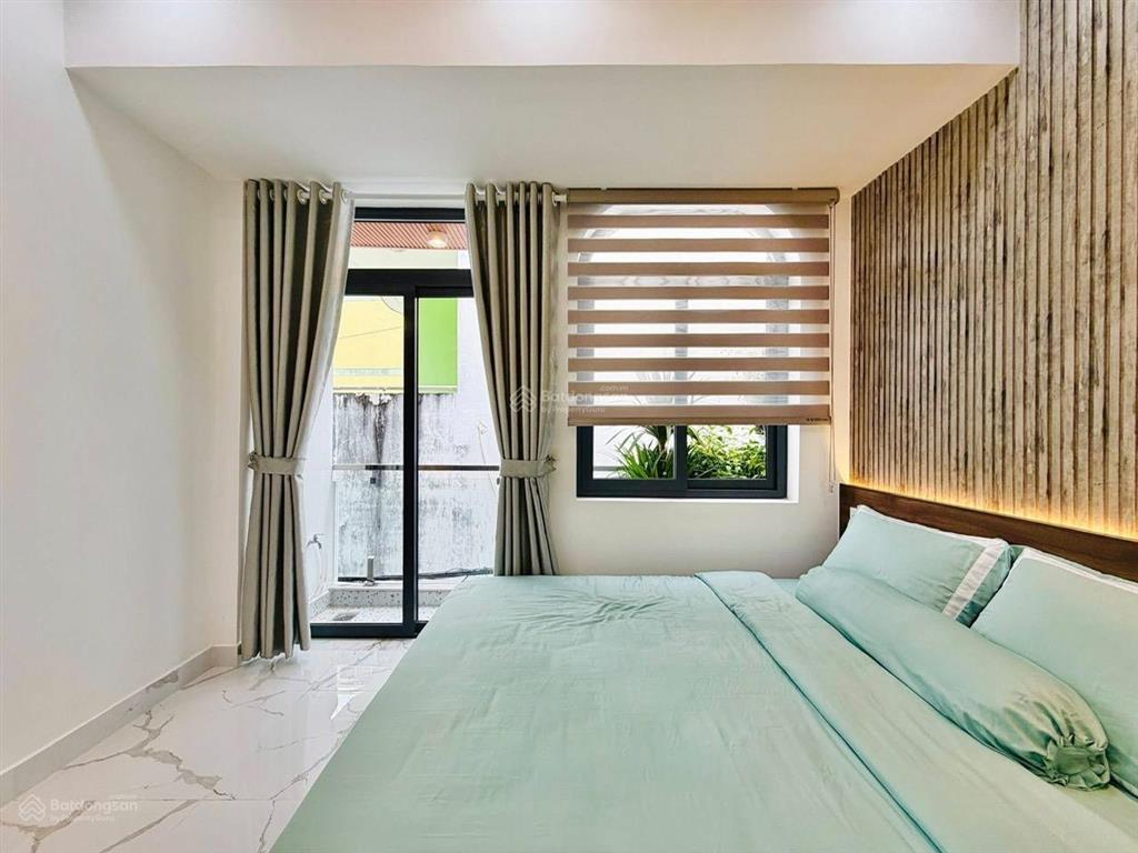 Cần bán nhà gấp ngay khu vực huỳnh văn bánh,phú nhuận 4tỷ490tr/79m2.có shr,ngân hàng hỗ trợ vay