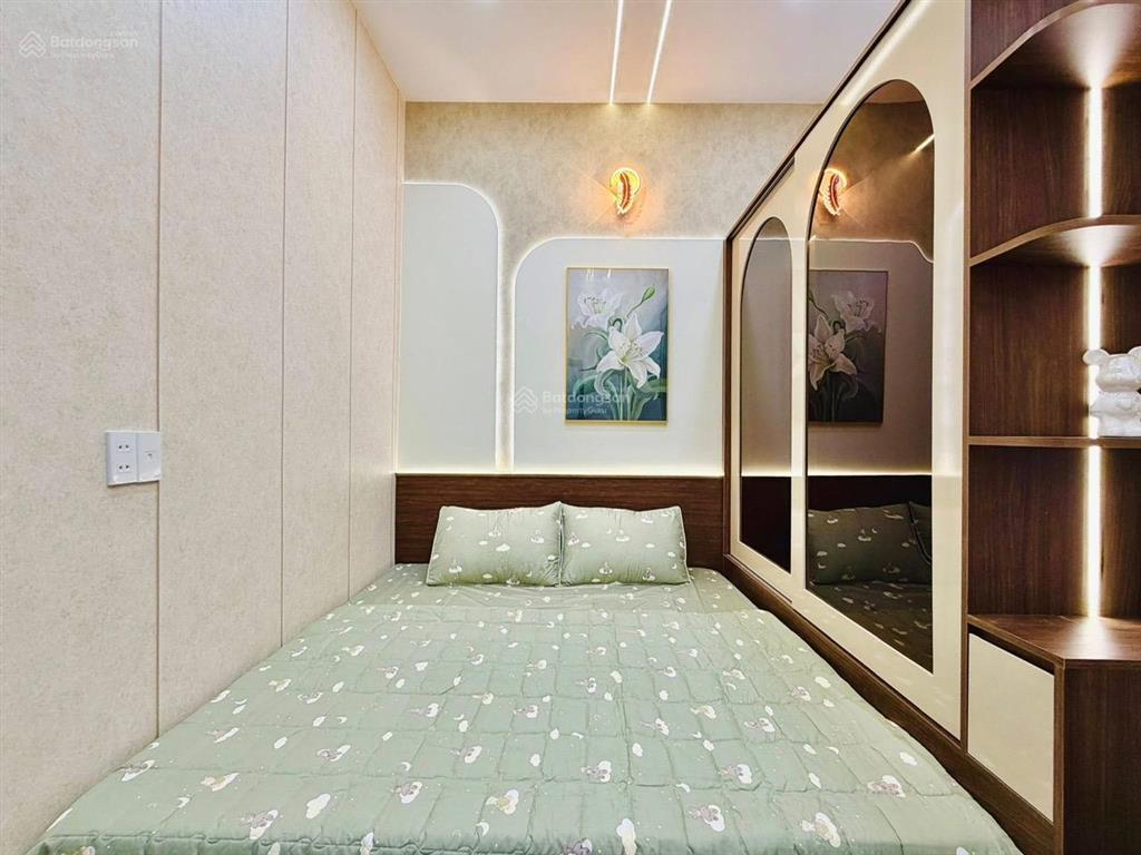 Cô nga kí gửi bán gấp nhà đẹp 4 tỷ790tr/82m2 tại hồ văn huê,phú nhuận.shr sang tên công chứng ngay