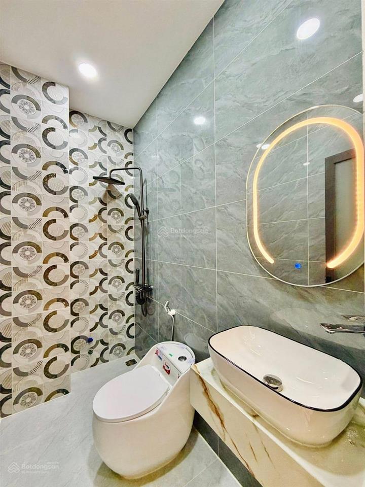 Cần bán nhanh nhà đẹp chỉ4 tỷ590tr/ 81m2 ngay đường đặng dung,quận 1. shr sang tên công chứng ngay