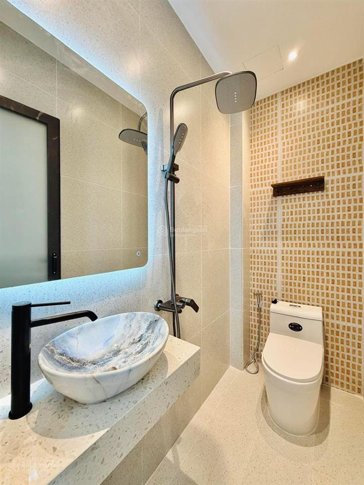 Bán gấp nhà đẹp full nội thất chỉ 4tỷ690tr/85m2 lê quốc hưng, quận 4. shr,ngân hàng hỗ trợ cho vay