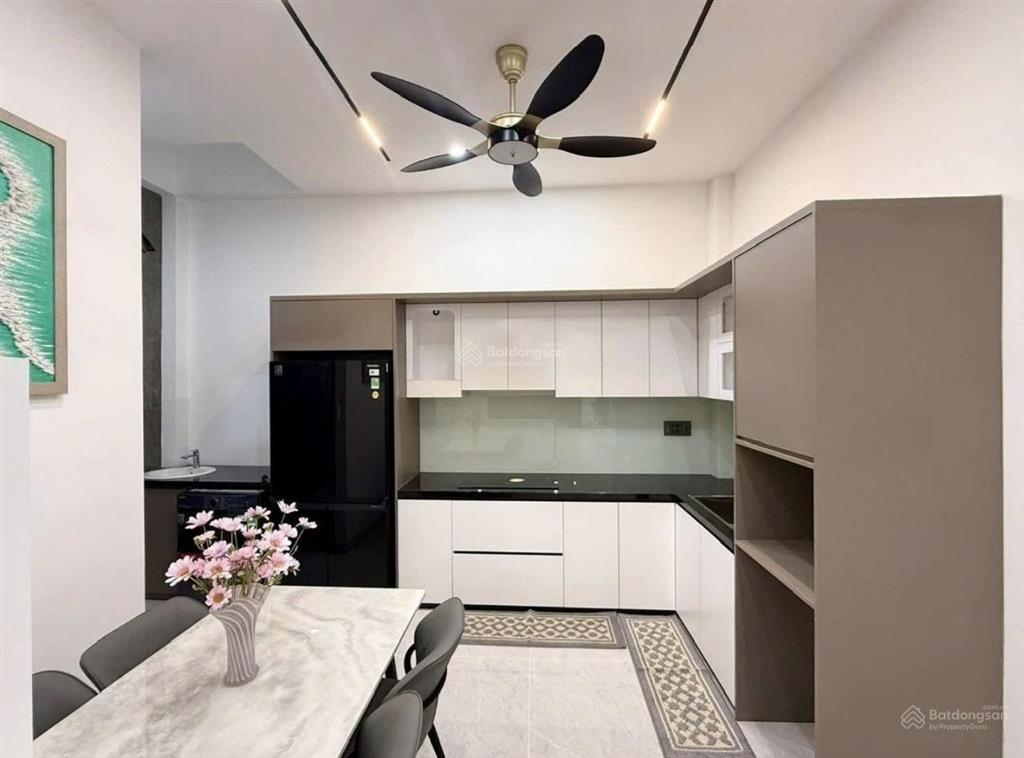 Bán gấp nhà đẹp giá tốt chỉ 3 tỷ850tr/78m2 ngay phạm văn chí,q6.shr sang tên công chứng trong ngày