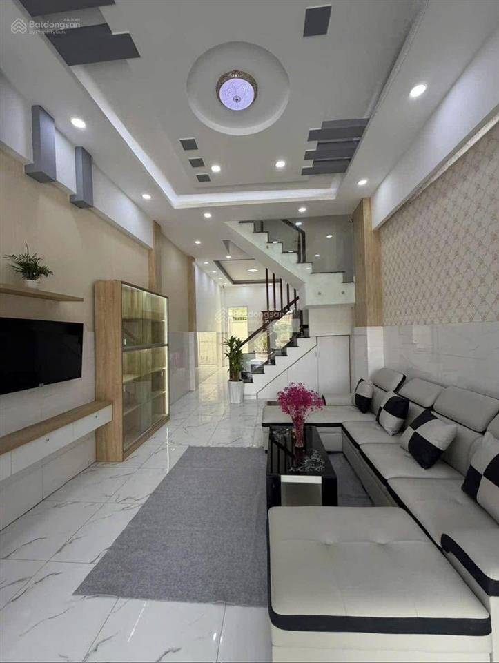 Bán gấp nhà đẹp giá tốt chỉ 3 tỷ850tr/78m2 ngay phạm văn chí,q6.shr sang tên công chứng trong ngày