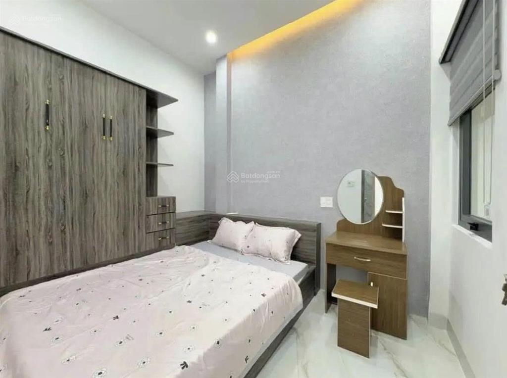 Chủ gửi bán gấp nhà đẹp chỉ 3tỷ950tr/80m2 tại nguyễn thị thập,q7.shr sang tên công chứng trong ngày