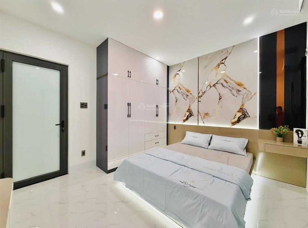 Chủ kí gửi bán gấp nhà đẹp cực hiếm 4 tỷ250/80m2 tại tú xương,q3.shr sang tên công chứng trong ngày