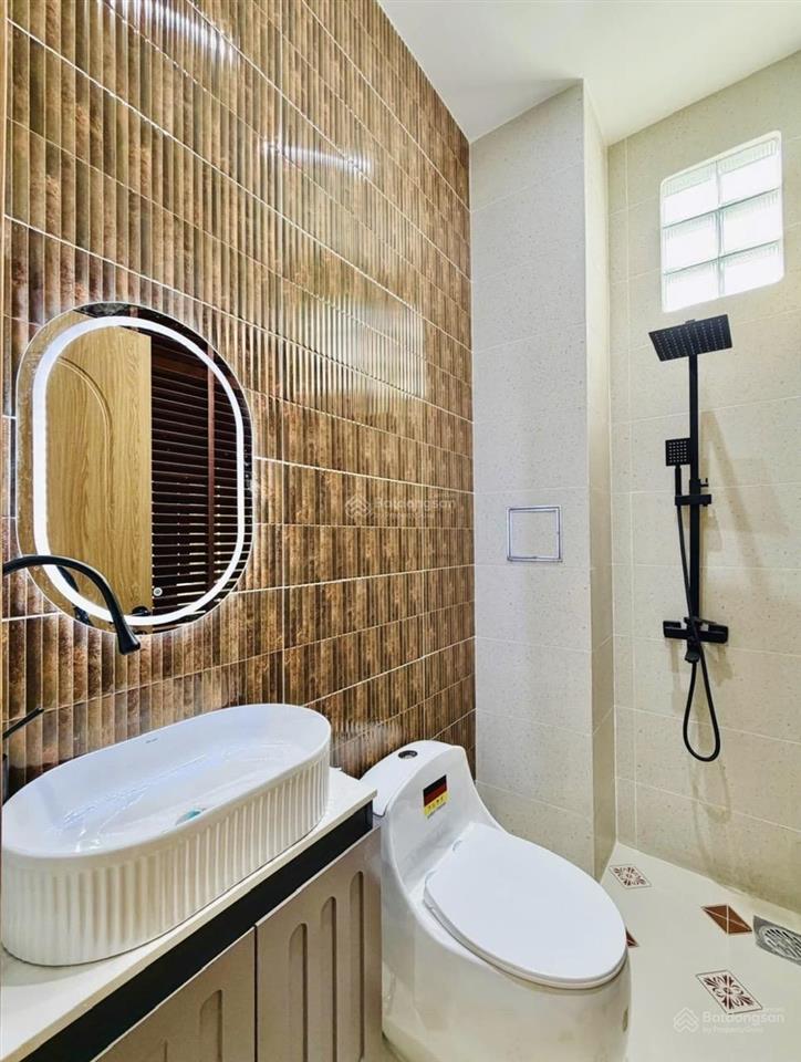 Chủ kí gửi bán gấp nhà đẹp cực hiếm 4 tỷ250/80m2 tại tú xương,q3.shr sang tên công chứng trong ngày