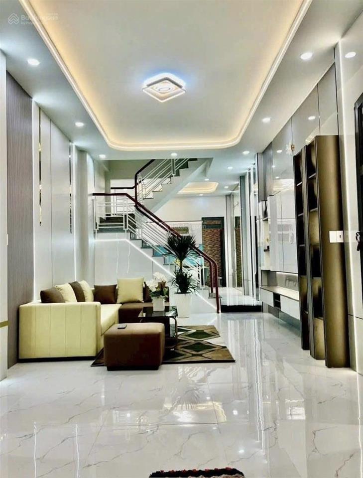 Cần bán gấp nhà chủ kí gửi 85m2 tại đoàn văn bơ, q4. shr sang tên công chứng trong ngày