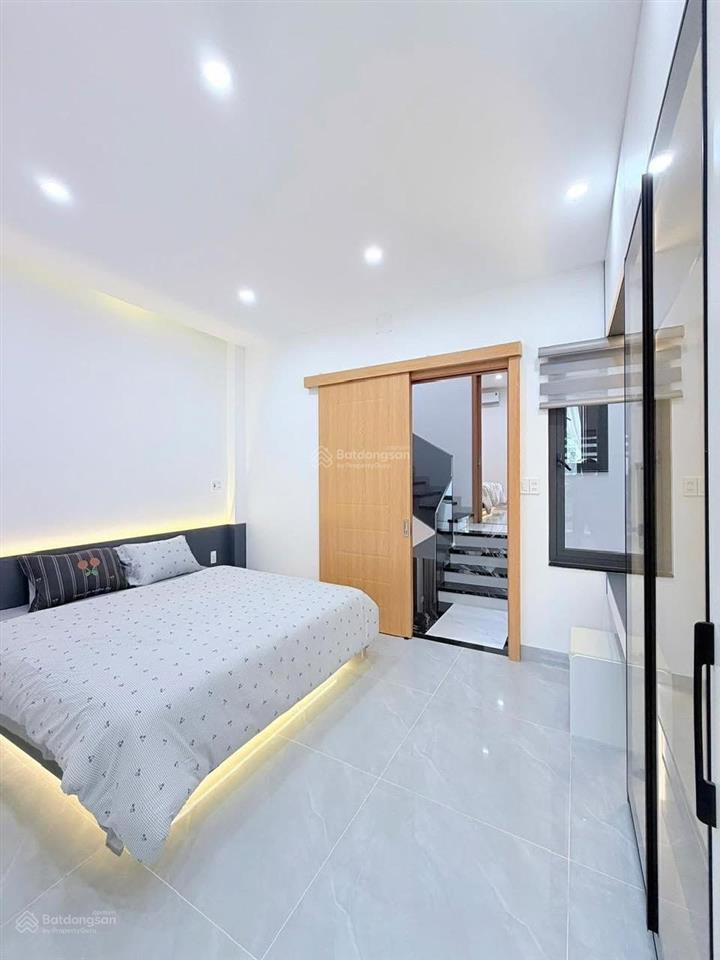Bán nhà giá tốt cực đẹp tại thành thái, q10 chỉ 4 tỷ290tr/ 79m2. shr sang tên công chứng trong ngày