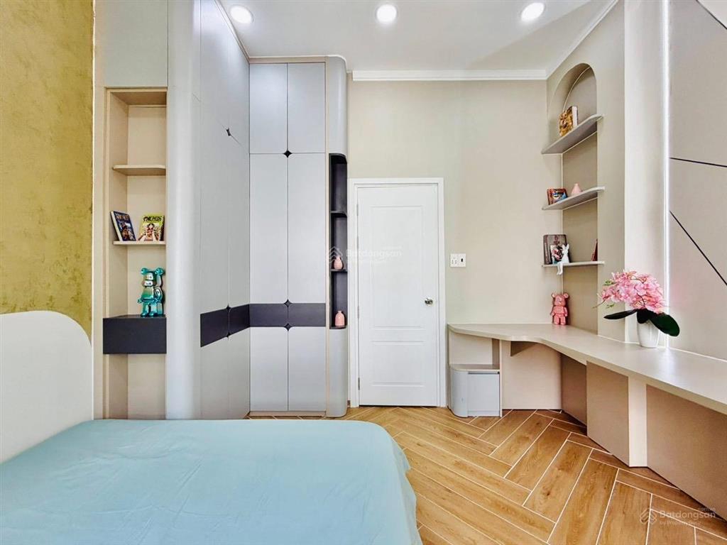 Bán nhà tốt nhất khu vực nguyễn đình chiểu, q3 4 tỷ690tr/84 m2. shr sang tên công chứng trong ngày