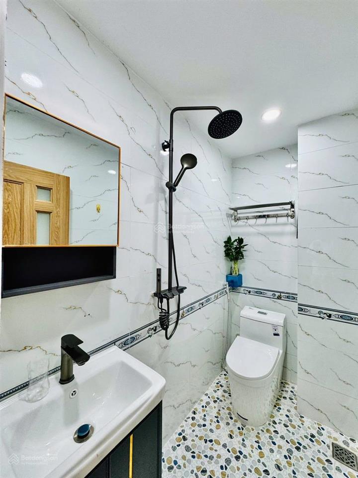 Cần bán nhanh nhà đẹp chỉ 4 tỷ390tr/80m2 ngay đường trần khắc chân,q1. shr sang tên công chứng ngay