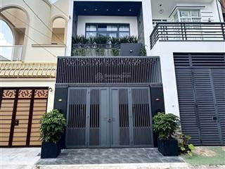 Hạ giá sâucần bán ngay chỉ 3 tỷ450tr/95m2 hồng hà,tân bình.có shr sang tên công chứng trong ngày