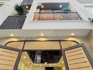 Cô nga kí gửi bán gấp nhà đẹp 4 tỷ 590tr/72m2 tại hồ văn huê,phú nhuận.shr sang tên công chứng ngay