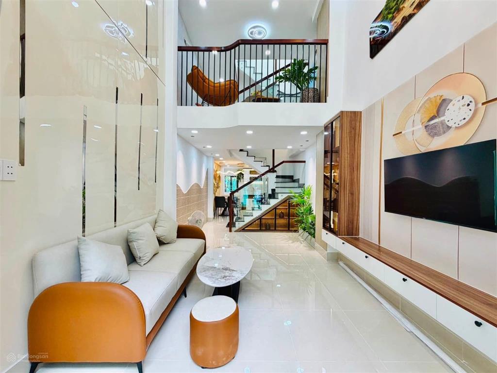 Chủ ký gửi bán gấp nhà thủ đức 2 tỷ 490tr/72m². sổ hồng riêng sang tên công chứng trong ngày