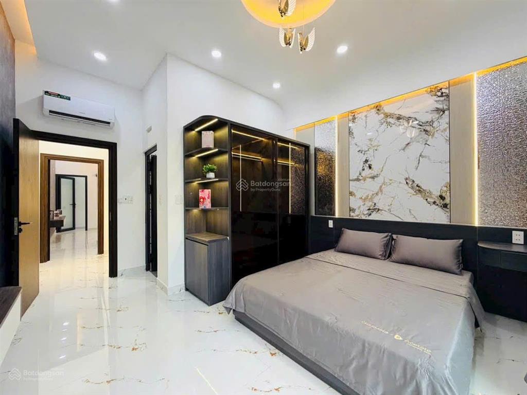 Chủ ngộp bán gấp nhà tại kha vạn cân 2tỷ950tr/70m2.shr sang tên trong ngày.có ngân hàng hỗ trợ vay