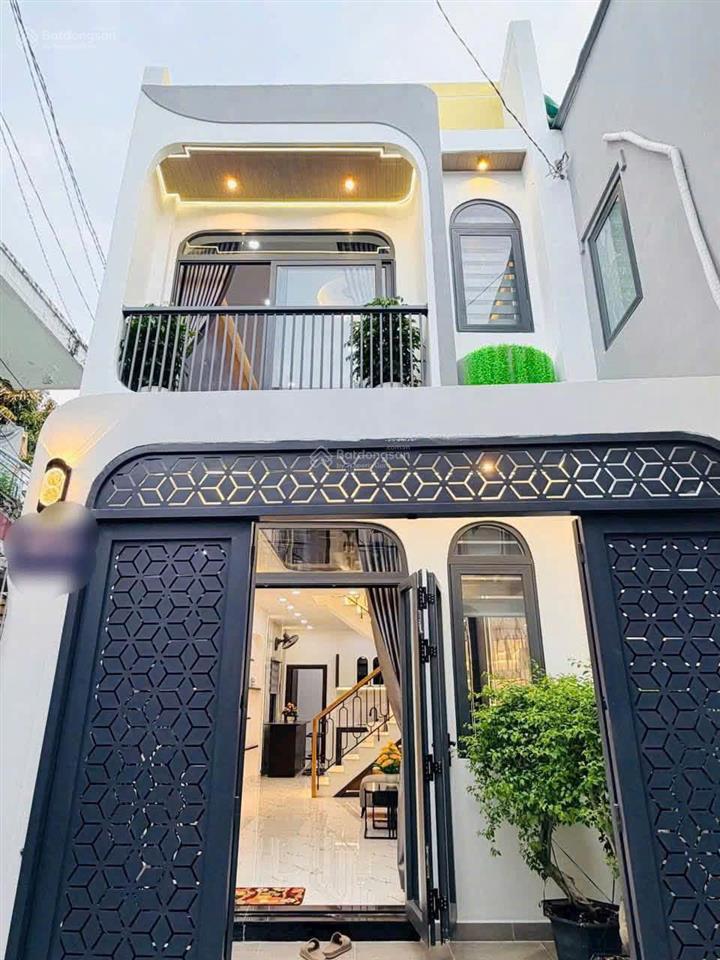 Chủ ngộp bán gấp nhà tại kha vạn cân 2tỷ950tr/70m2.shr sang tên trong ngày.có ngân hàng hỗ trợ vay