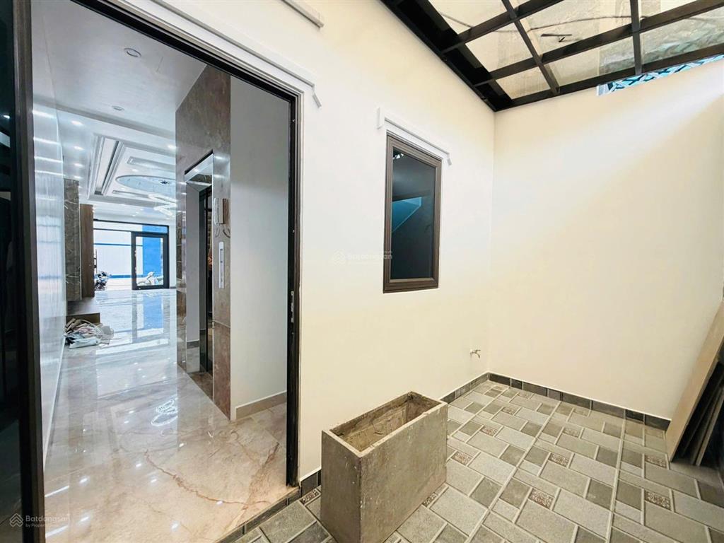 Bn.p.lk.02
bán nhà 6 tầng thang máy lô 15b lê hồng phong đi bộ 1,6km tới siêu thị go