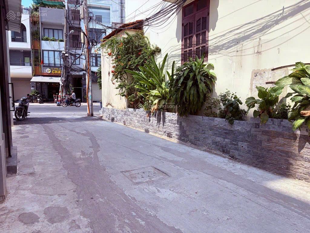 ~130tr/m2  chu văn an  hẻm xe hơi tới nhà  ngang khủng 7m  140m² công nhận đủ  sổ vuông a4