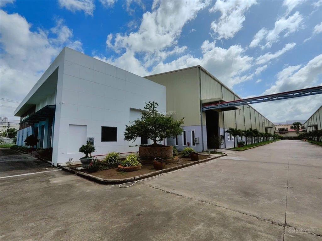 Cho thuê 4000m2 kho xưởng tây ninh