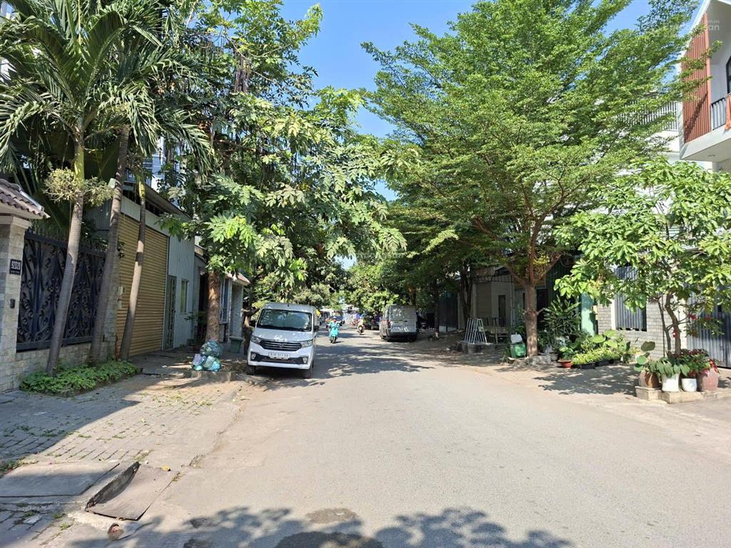 Nhà xe hơi tới cửa 60m2, p. phú thuận  5.. tỷ