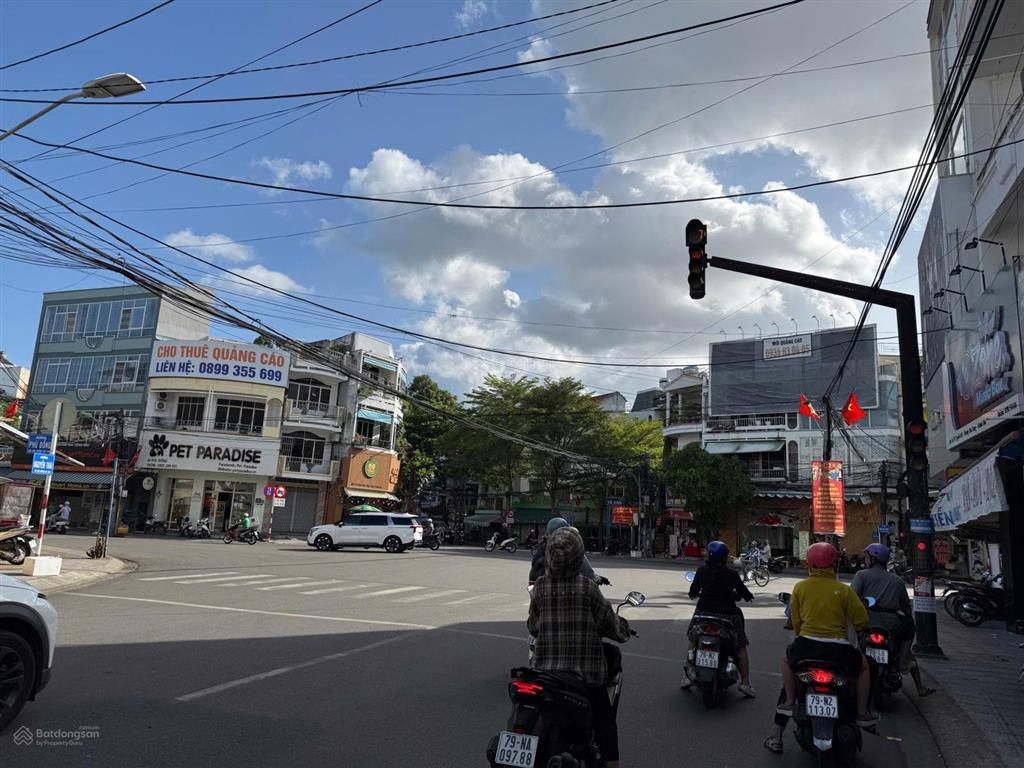 Bán nhà khu bàn cờ trung tâm mt nguyễn trãi ngang 9m