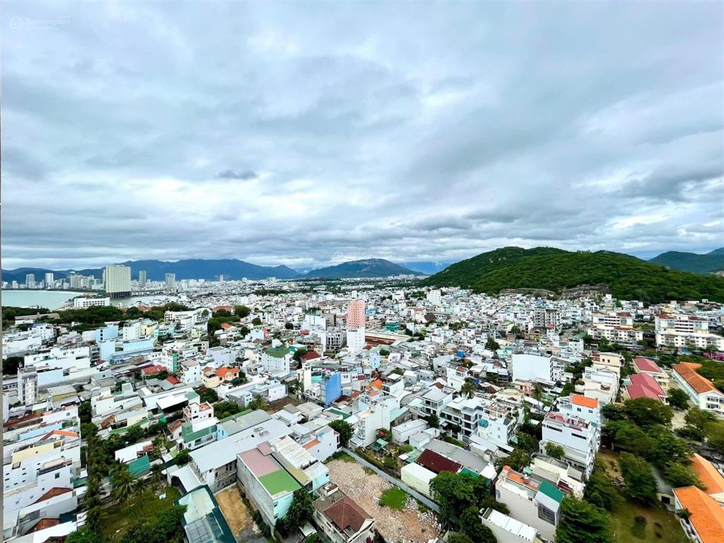 Bán căn hộ mường thanh viễn triều nha trang. toà nhà oc3 view thoáng. 73m2 chỉ 3tỷ450tr