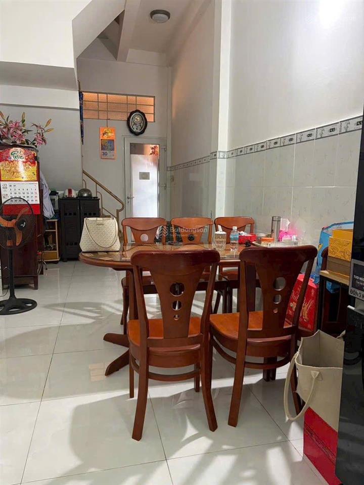 Bán nhà 3 tầng đường ngô gia tự, nha trang. gần đường lê đại hành. cách chợ xóm mới 300m