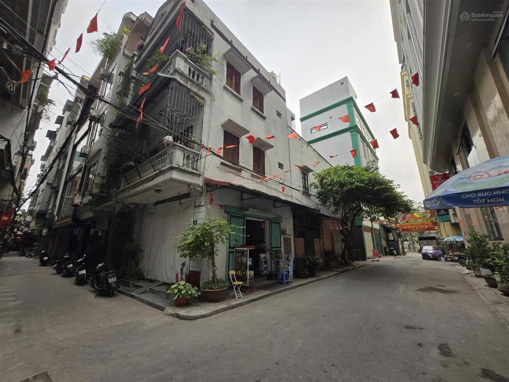 Cần bán gấp nhà ngõ 83 phố nguyễn khang 45m2 x 2 thoáng ngõ rộng thông thoáng giá 13.9 tỷ.