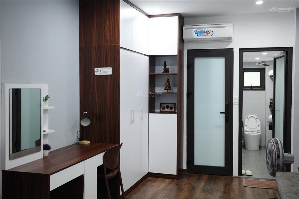 Bán tòa chdv dòng tiền ổn địnhvị trí đẹp chùa láng35m2x 6 tầng thang máy pccc thoát hiểm đầy đủ