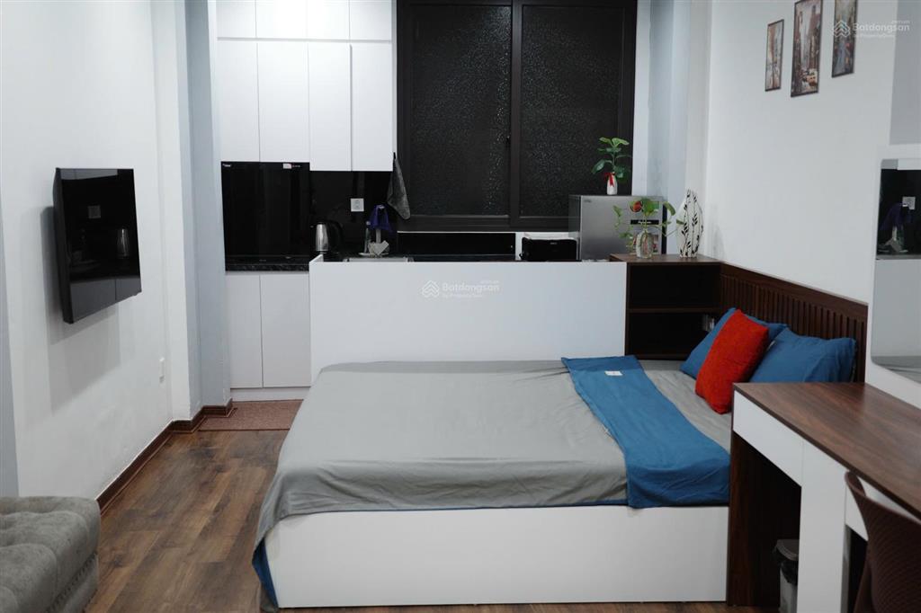 Bán tòa chdv dòng tiền ổn địnhvị trí đẹp chùa láng35m2x 6 tầng thang máy pccc thoát hiểm đầy đủ