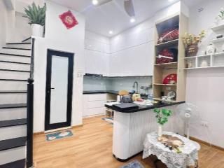 Chính chủ bán nhà tôn đức thắng, 28 m2, 3 tầng. sổ đỏ. 4.8 tỷ