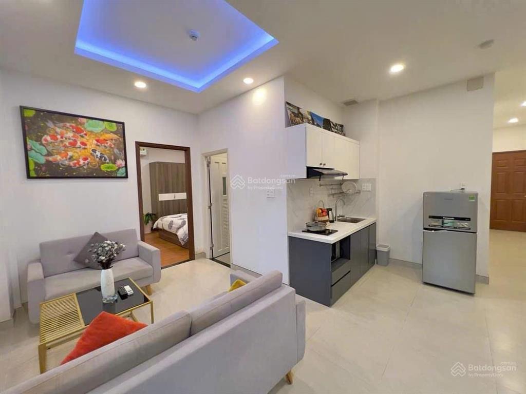 Cho thuê căn hộ dịch vụ 40m2 full nội thất ban công view xịn ngay trung tâm quận 1