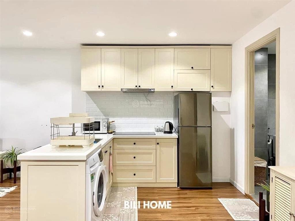 Cho thuê cc mini 1pn, 1wc, 40m2, 8 triệu tại 220, phố hai bà trưng, quận 1, hcm