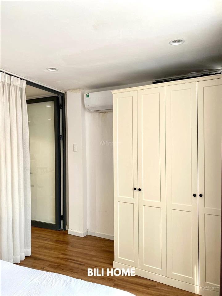 Cho thuê cc mini 1pn, 1wc, 40m2, 8 triệu tại 220, phố hai bà trưng, quận 1, hcm