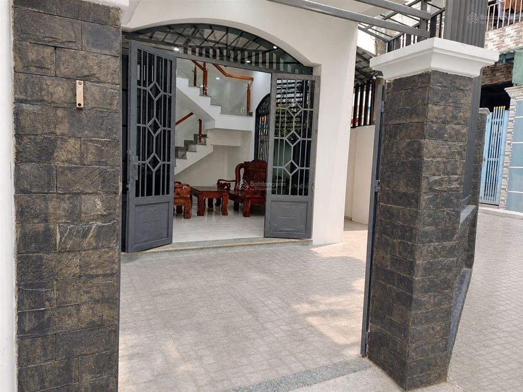 Bán nhà phan văn hớn q.12  lô gốc 2 mt  2 tầng  138m2 (5,5m x 25m)  nhỉnh 7 tỷ