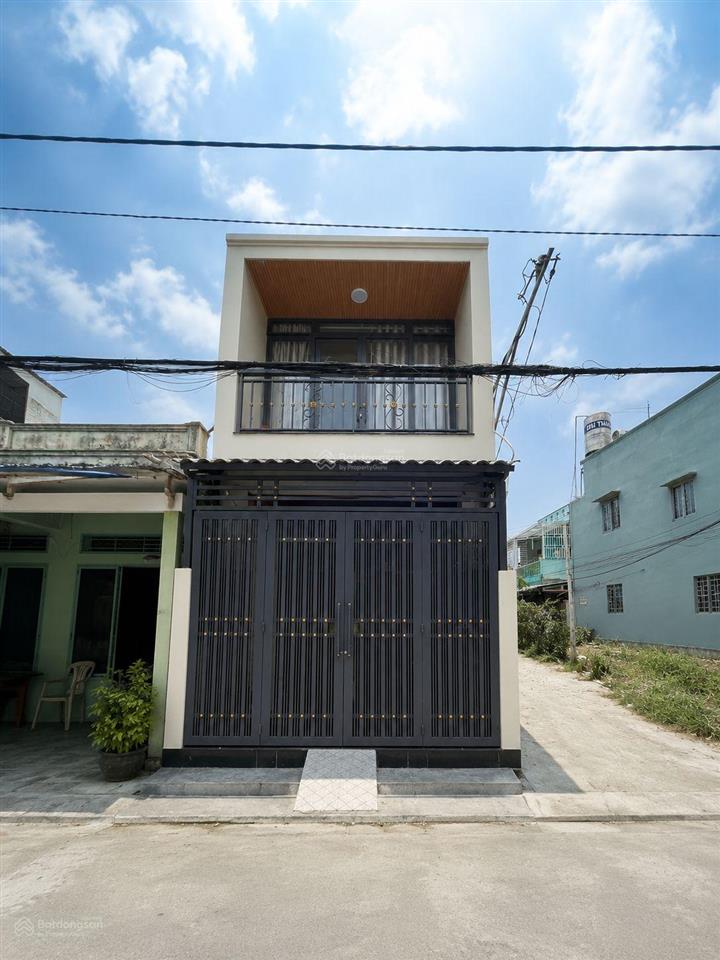 Duy nhất 1 căn lô góc 2 mặt hẻm, bà điểm, bến xe an sương  3,5 tỷ  2 tầng  40m2