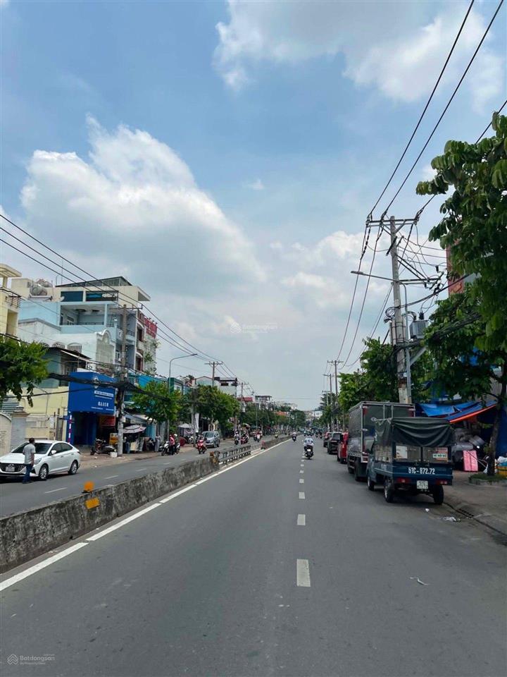 Nhà đẹp phan văn hớn q.12 hẻm 7m xe tải thông 4 tầng chỉ 8,3 tỷ