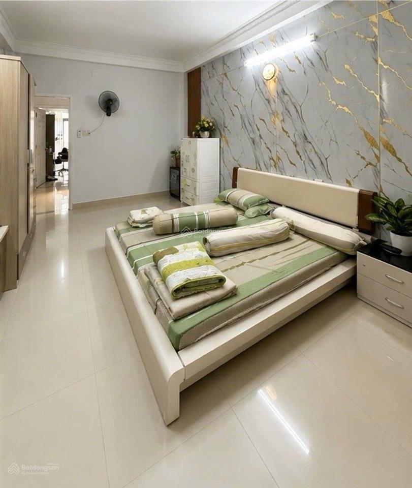 Nhà ngay phan văn hớn q.12  4 tầng  4m x 22m  chỉ 7,7 tỷ